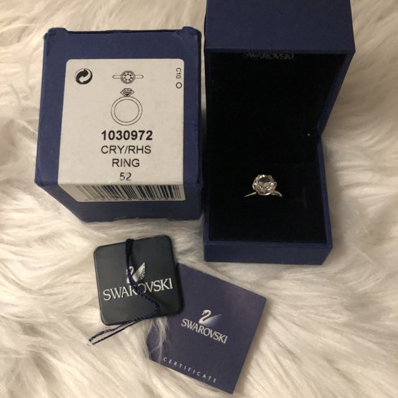 Swarovski Crystal Harlequin Ring - Picture 1 of 4